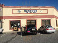 Sundogs Raw And Grill outside