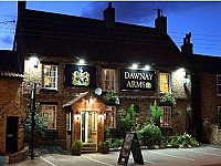 The Dawnay Arms outside