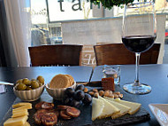 Tannins Wine Boutique food