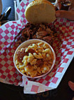 B's Cracklin' Bbq food