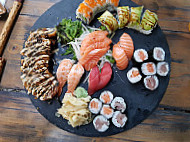 Happy Sumo Sushi Lounge food