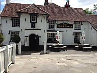 The King And Tinker Public House inside
