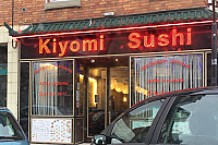 Kiyomi Sushi outside