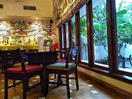 Czaar Lounge and Restaurant inside