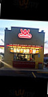 Wienerschnitzel outside