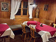 Gasthaus Zur Traube inside