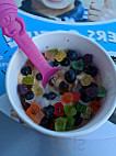 Menchie's Frozen Yogurt food