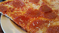 Anthony’s Pizza food