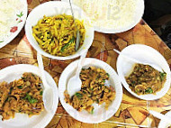 Khaabar Baari food
