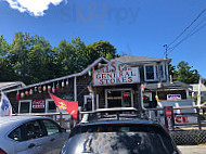 Hulls Cove General Store outside