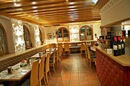 Nikos Restaurant Pyrbaum food
