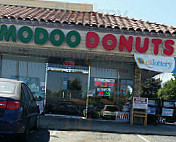 Modoo Donuts inside