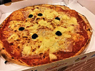 Pizza K food