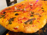 Cuki's Pizza Societa' Cooperativa food