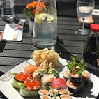IZUMI - Restaurant - Sushi Bar food