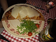 Piazza Toscana food