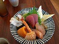 Tanuki Sushi food