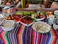La Pinata Mexican food