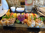 Sushi Grand food