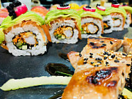 Enjoy Sushi Le Tholonet food