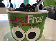 Sweet Frog Frozen Yogurt inside