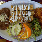 Tacos Y Salsa food