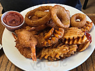 Big Mikes Crabhouse Grill food