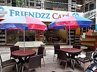 Friendzz Cafe inside