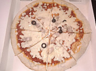 Nostra Pizza food