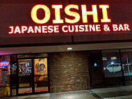 Oishi Sushi Restaurant Bar outside