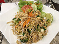 Arroy Thai food