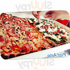 Pizz'arte Saint-tropez food