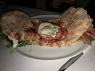 Pizzeria Anphisia (focaloro) food