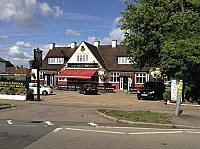 The Old Hall Tavern outside
