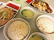 Tak Chee House food