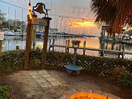 Sunset Pointe At Fly Creek Marina outside
