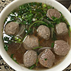 Pho Lee Hoa Phat 1 food