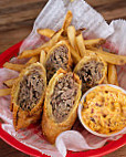 Lefty's Cheesesteaks food