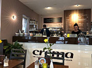 Cafe Crema outside