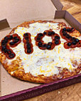 Me N Ed's Pizzera food