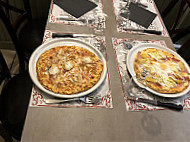 La Fiorentina Pizza food