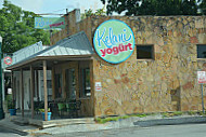 Kelani Yogurt outside