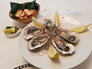 De Claire Oyster food