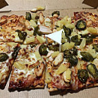 Pizza Hut Delivery Gosport food