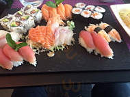 Very Sushi'c food