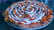 Famiglia Fornaciari Wood Fired Pizza food