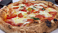 Pizzeria O' Vesuvio food