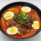 J's Korean Cuisine Chicken And Bibimbap food