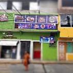 Clamato Saloon Xicotepec outside