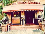 Casa-toro Negro Steakhouse Hassan Hamadi outside